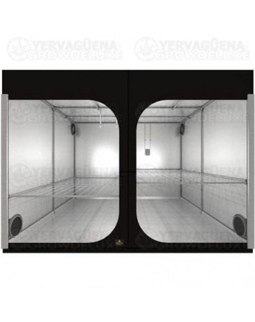 Dark Room 300x300x217cm R4.0