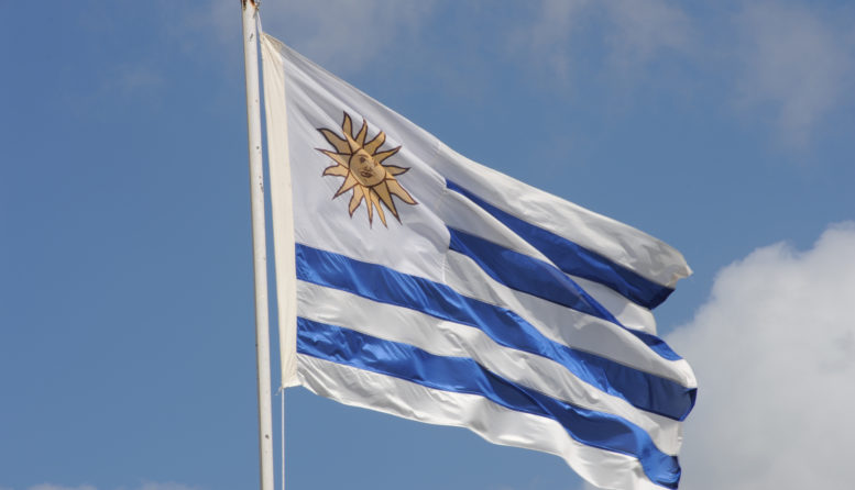Uruguay por la normalización